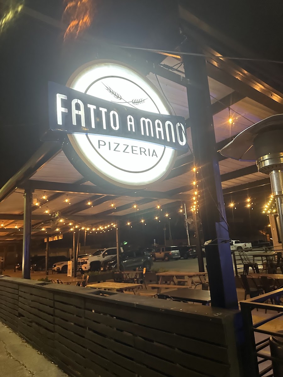 Fatto A Mano Pizzeria